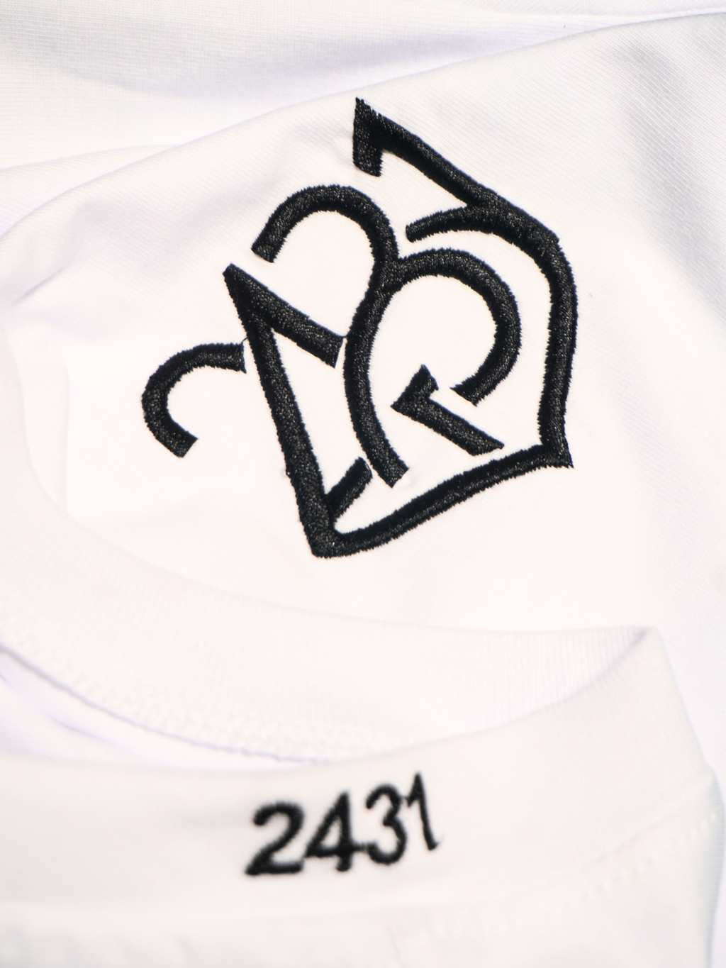 COMPLETO WHITE