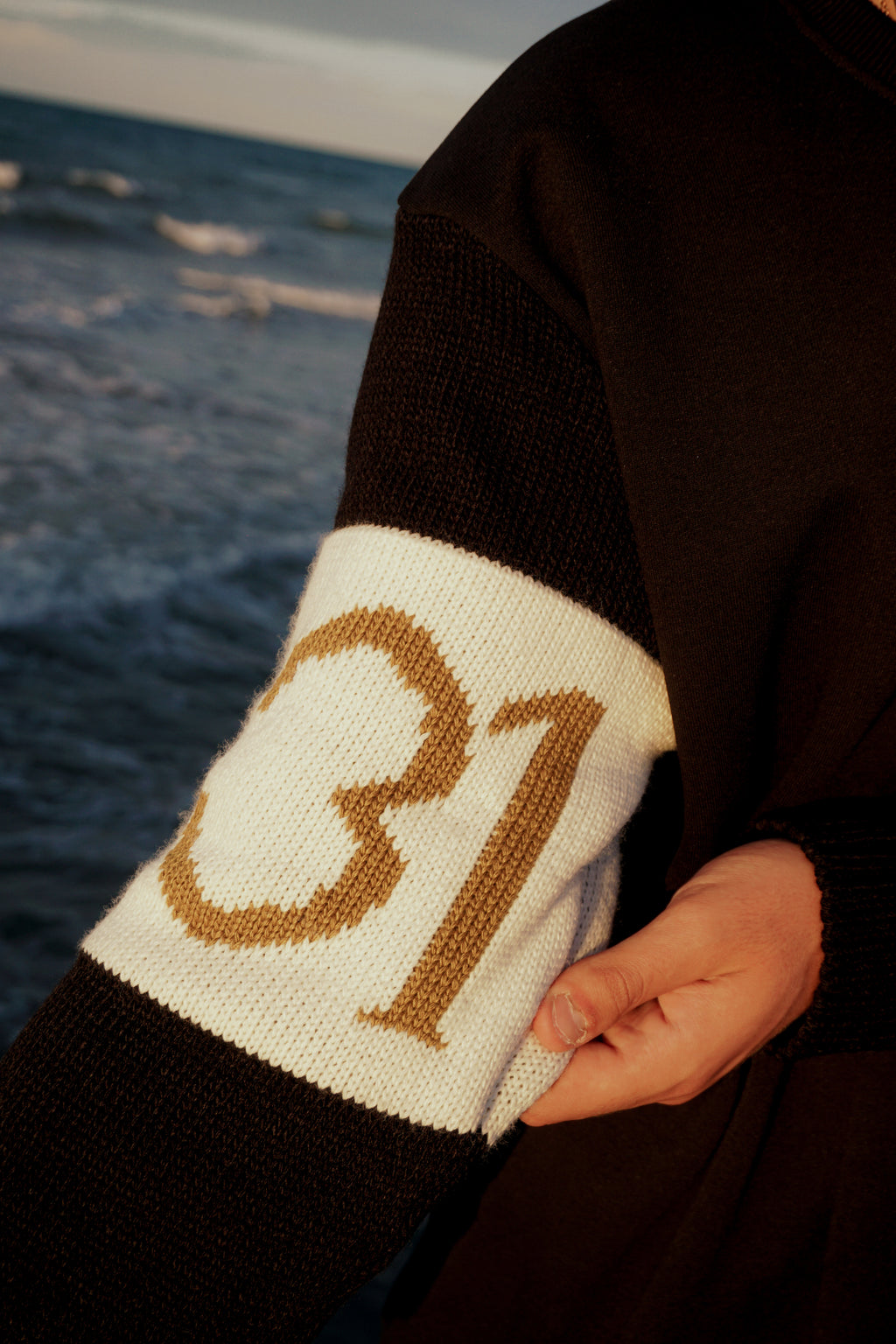 FELPA ETERNITY BLACK/WHITE/GOLD